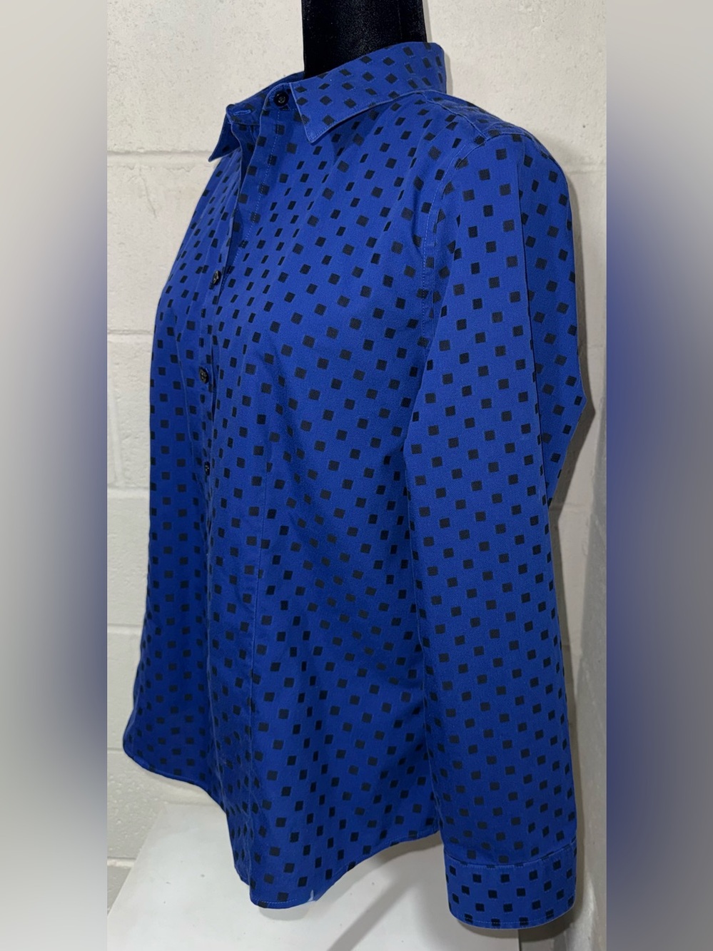 Chico’s Sz 2 Blue Black Geometric Square Print Button Down Shirt Blouse L/12 - Picture 2 of 6